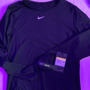Nike athletic women’s top